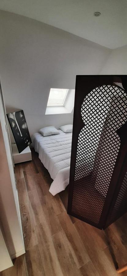Apartamento Charmant Studio Au Coeur De Sens Exterior foto